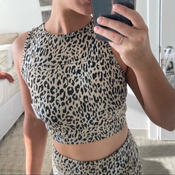 JOSIE NATORI | Matching Cheetah Print Active or Lounge Set - Picture 6 of 10